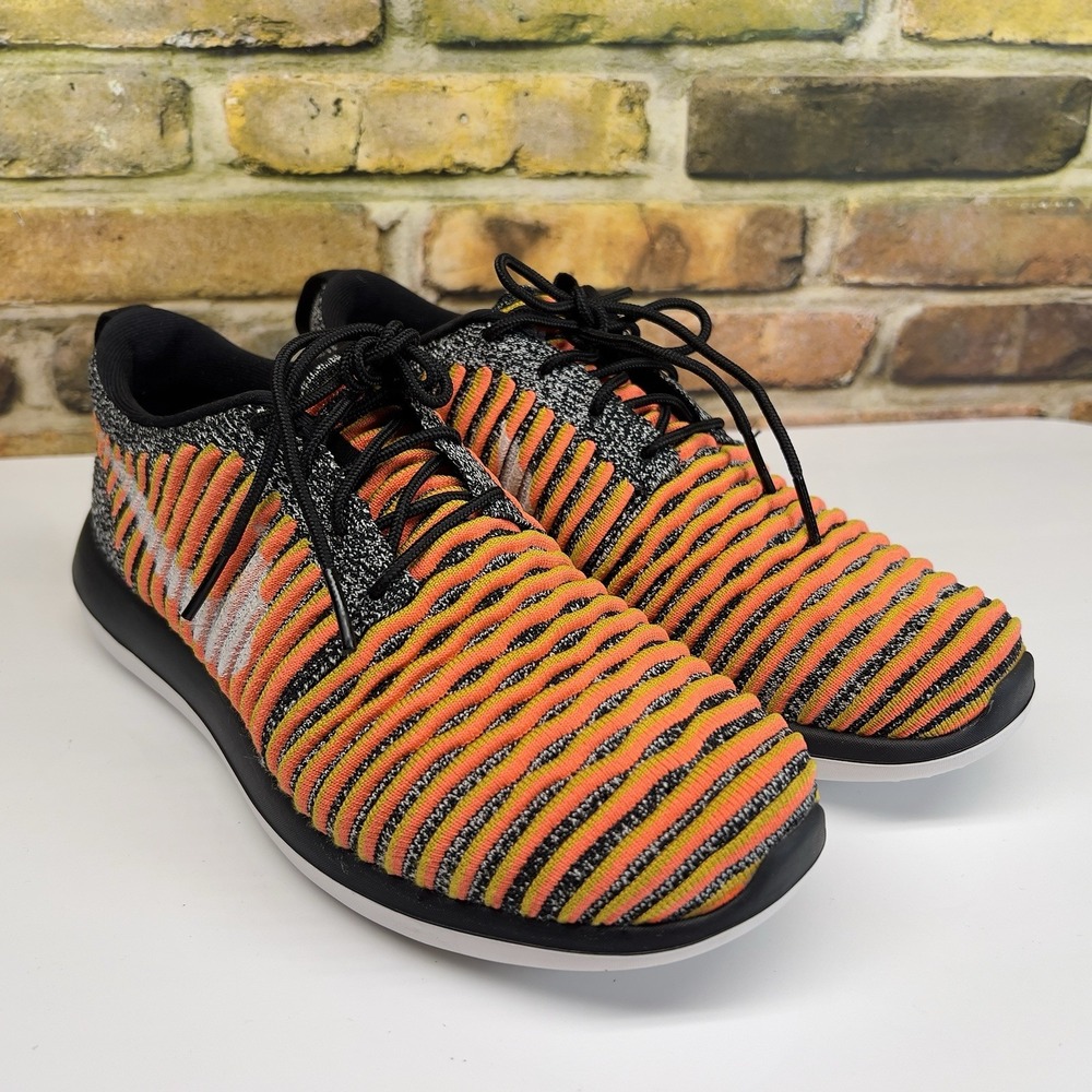 Nike Womens US Size 8 Roshe Two Flyknit 844929-005 Black Orange Sneaker Shoes